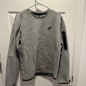 Nike Tech Fleece Sweater